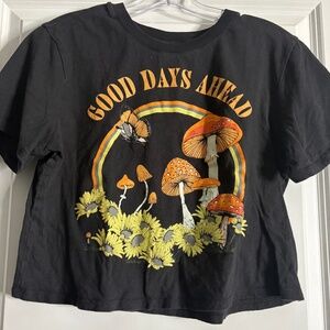 Black Cropped Mushroom “Good Days Ahead” Graphic Tee